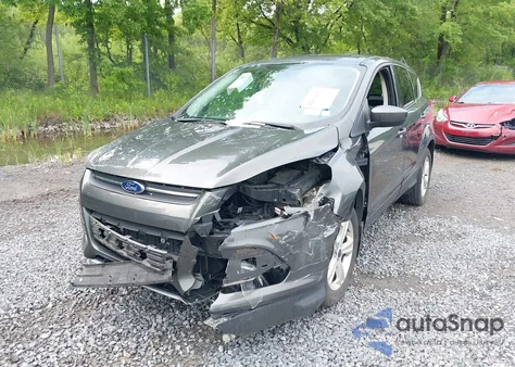 2016 Ford Escape Se z USA, uszkodzony, nr VIN 1FMCU9GX8GUB42300